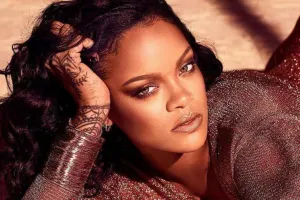İlin ən güclü qadın musiqiçisi Rihanna oldu