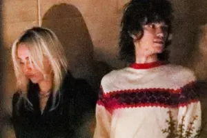 Mayli sevgilisi ilə görüntüləndi