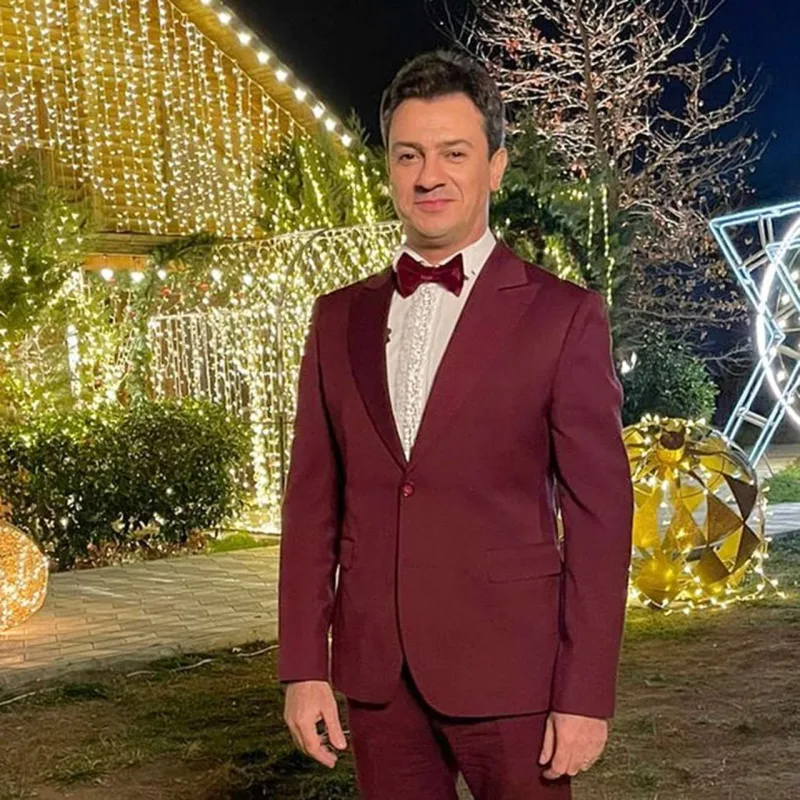 “Mən boyda adamı görmürsən?!”