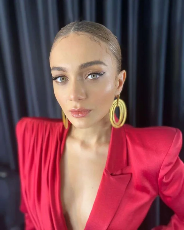 Damlanın çimərlik keyfi