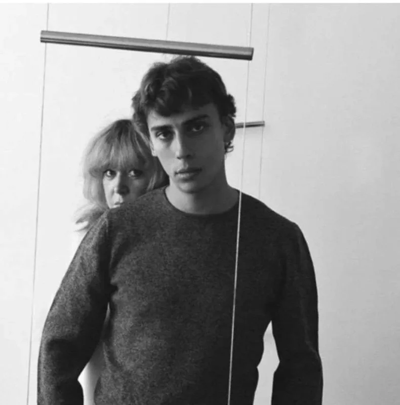 Alla vətəninə qayıtdı