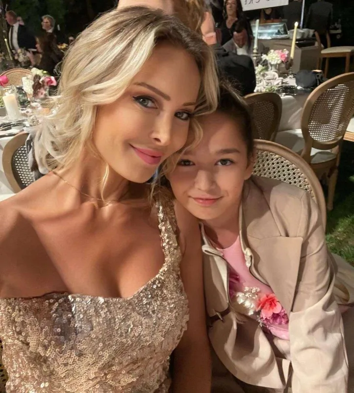 “Onu qadın döyən kimi qələmə verirlər”