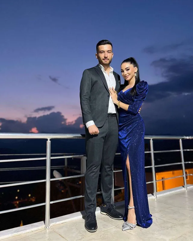 Türkiyədə qızına nişan etdi