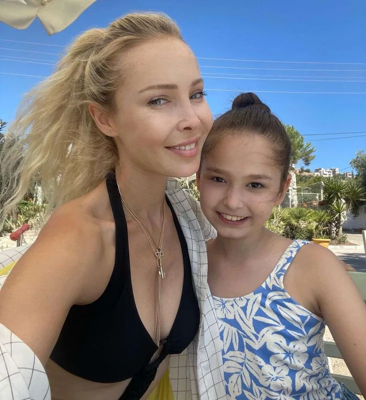 “Onu qadın döyən kimi qələmə verirlər”