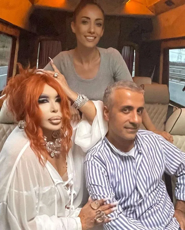 Bülent Ersoyun qəbrində lift olacaq