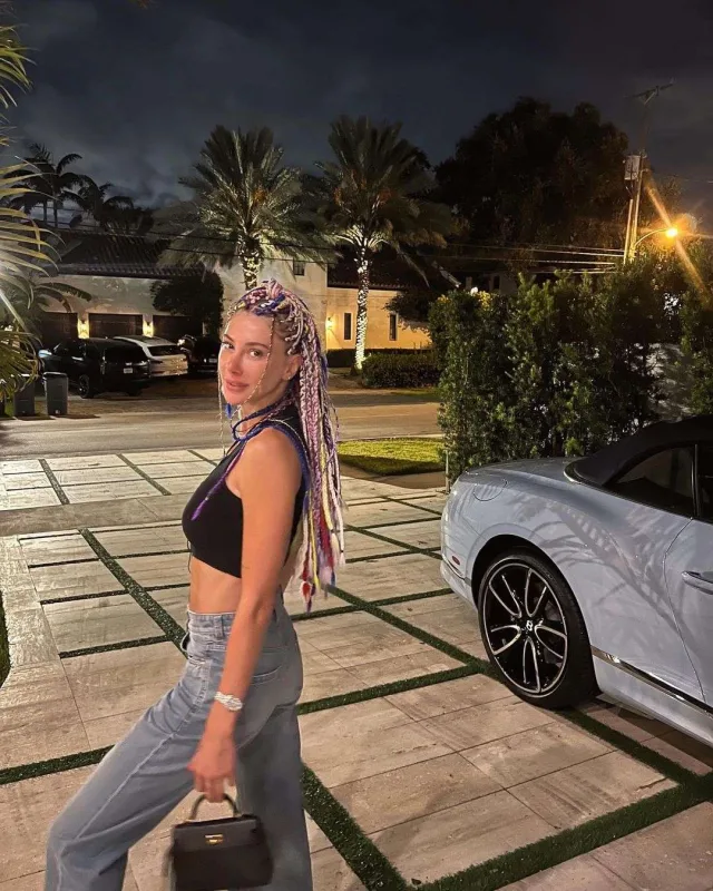 Şeyma imicini dəyişdi