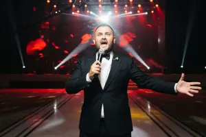 “İbtidai təhsil məcburi dövlət dilində olsun”