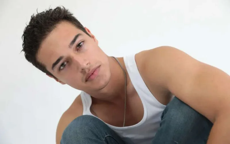 Onunla birlikdə rol almaq istəyir