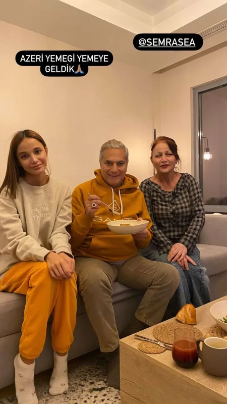 Mehmet Ali Erbil Səmranın evində