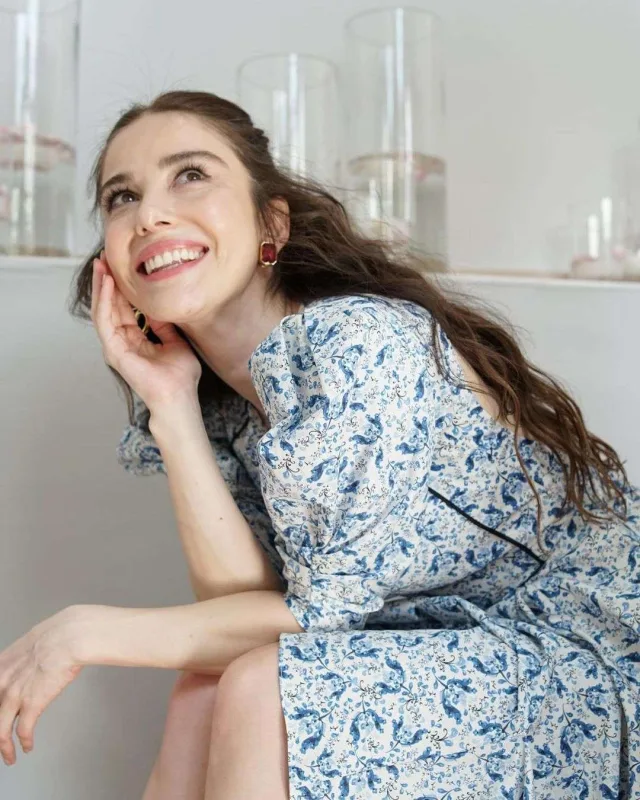 Elçiliklərindən yeni fotolar yaydılar