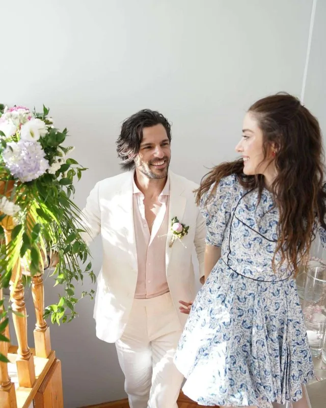 Elçiliklərindən yeni fotolar yaydılar