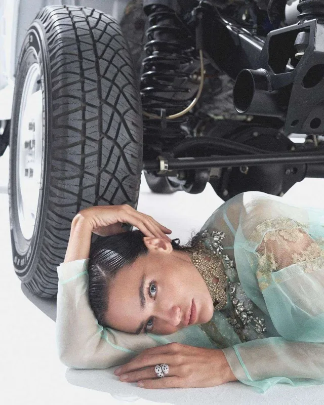 Saadet dünyaca məşhur jurnalın siması oldu