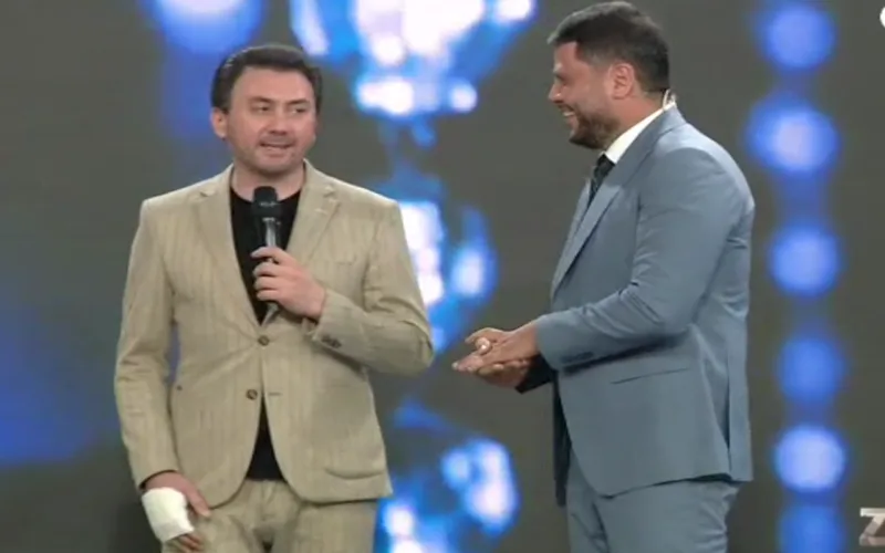 Aqşinin davada barmağı sındı