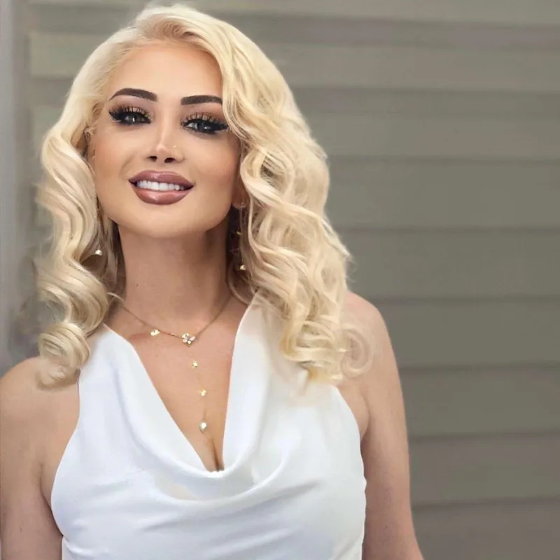 Xalq artistini Merilinə bənzətdilər