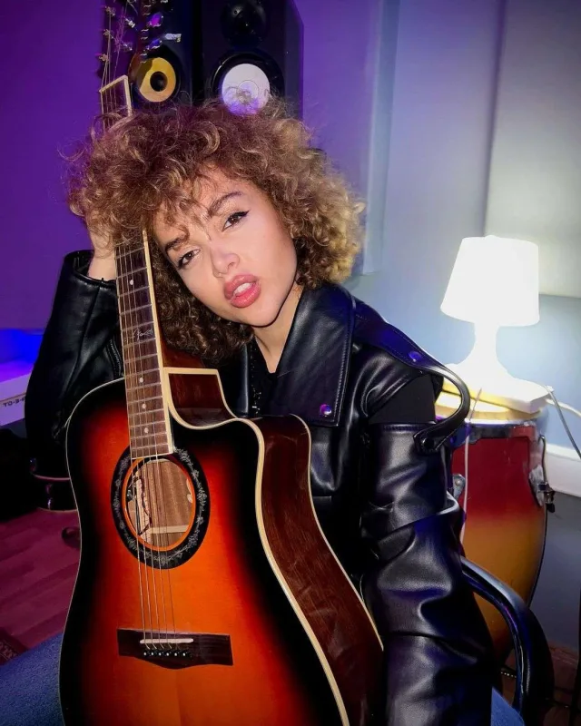 Tiktoker Aydan estetik etdirdi