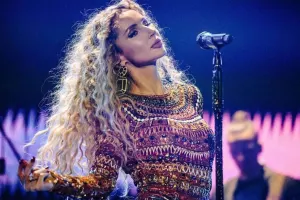 “Mənim ana dilim rus dilidir”