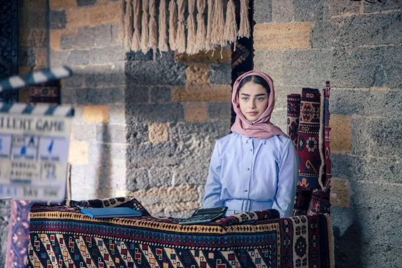 Əməkdar artistin qızı Ukrayna filmində