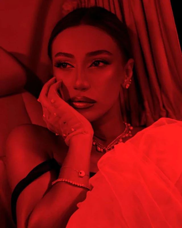 “14 yaşlı qıza bunu edənlər ən ağır cəza alsın”