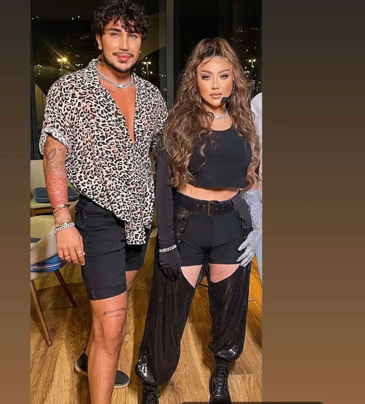 “Damla 45 yaşındakı Britni Spirsə oxşayır”