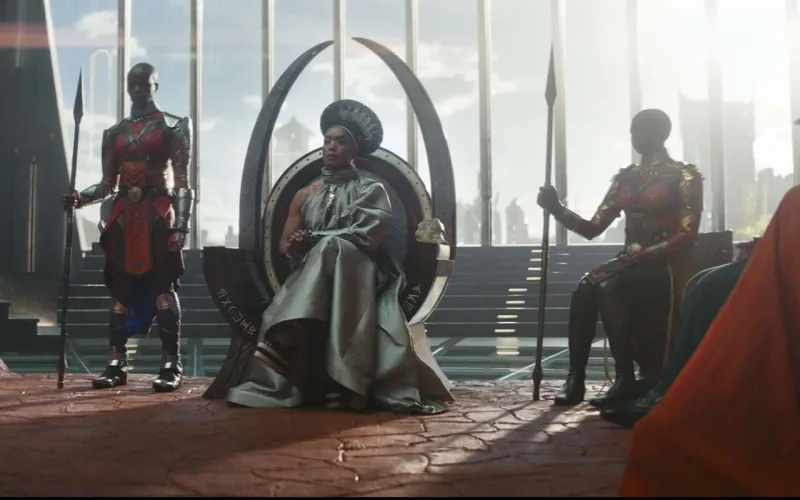 Liderlik kürsüsündən düşmür