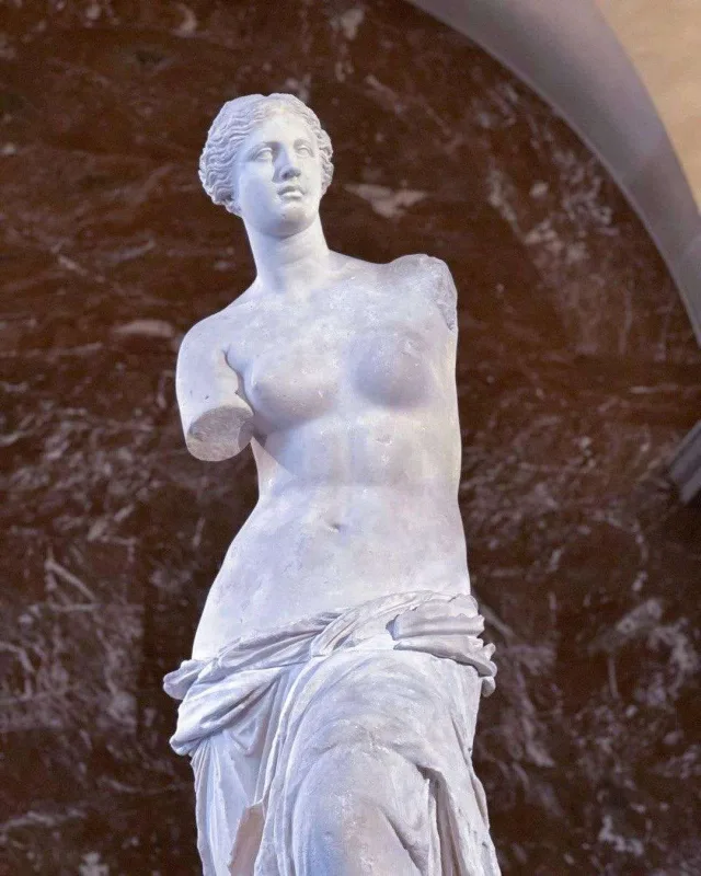 Parisdə bir Günay...