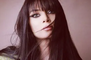 Natavan MTV-dən 5 min istədi