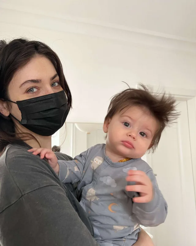 Ailəliklə koronavirusa yoluxdular