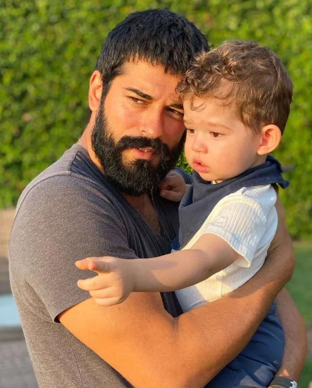 Fahriye və Burakdan açıqlama