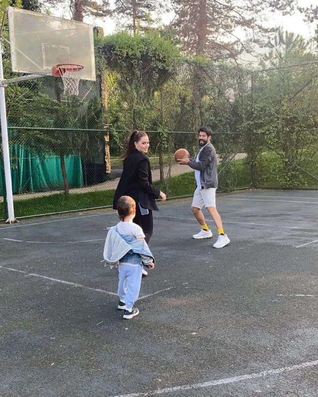 Fahriye və Burakdan açıqlama