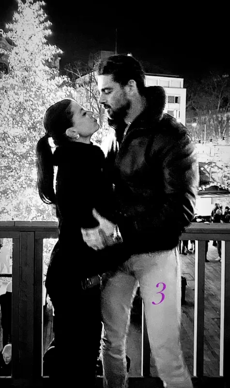 Mikelle sevgilisini göstərdi