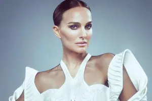 Natali Portmanın çəkilişinə silahlı hücum