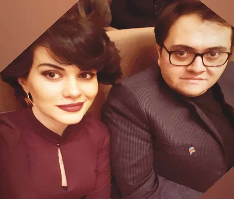 Elçin Əlibəyli boşanır