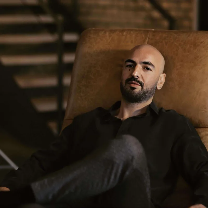 Soner Bakıya gəlir