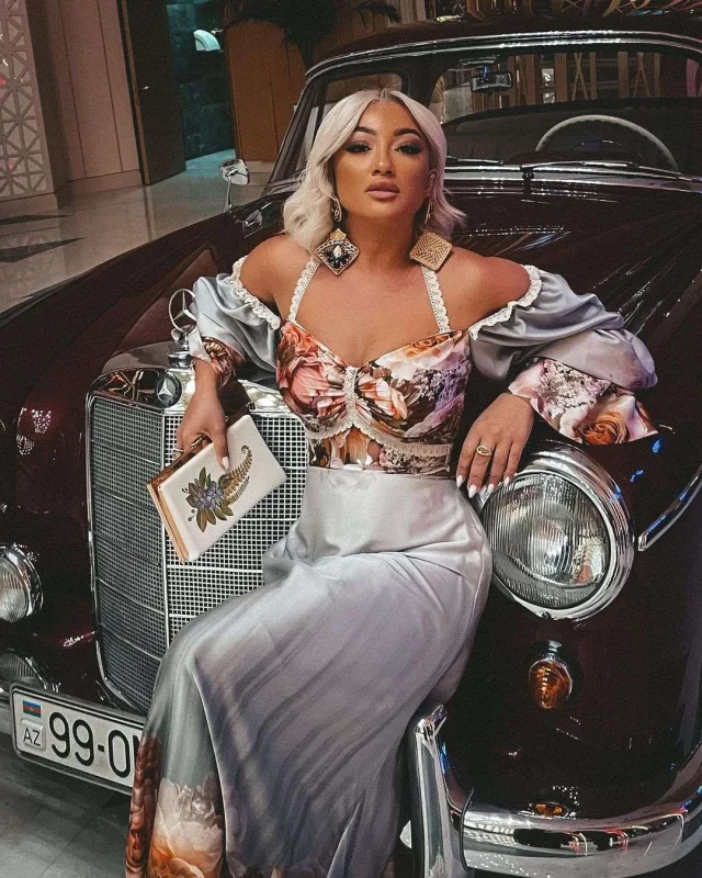 “Gözlərinə baxıb dedim ki, dəyərlisən”