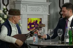 Alim Qasımovdan saz ifası - VİDEO