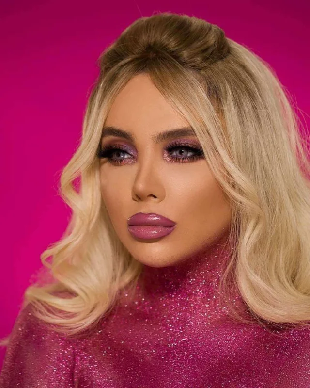 Ayan Şəfəq həyat yoldaşından boşandı