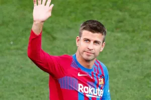 Pike karyerasını bitirdiyini açıqladı