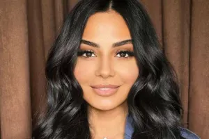 Vüsalə əvvəlki imicinə qayıtdı