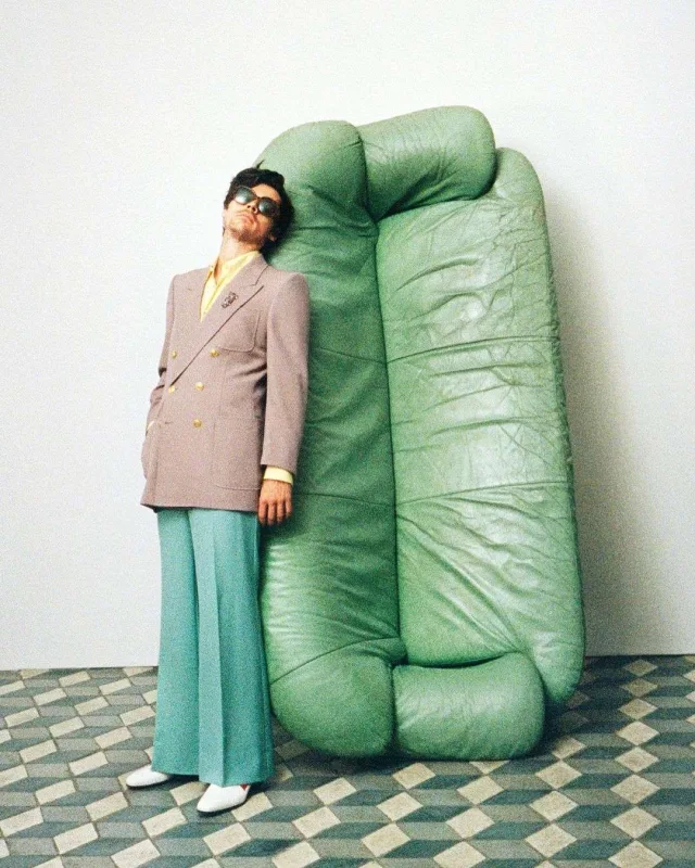 Herridən fərqli pozalar