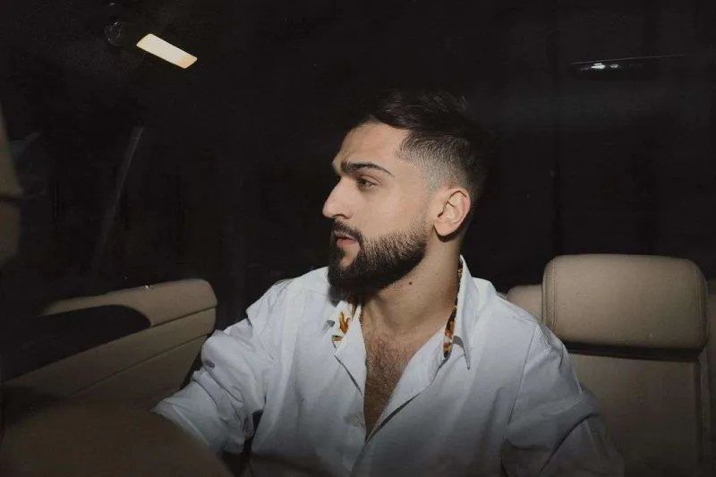 Kəlbəcərdə konsert verən Coniyə sərt tənqid