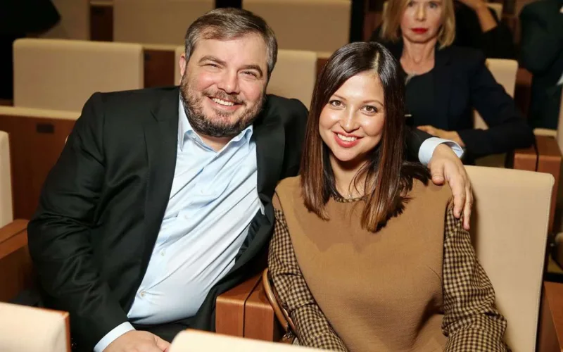 Vaynşteyn və xanımı Azərbaycan mahnısına oynadı - Video