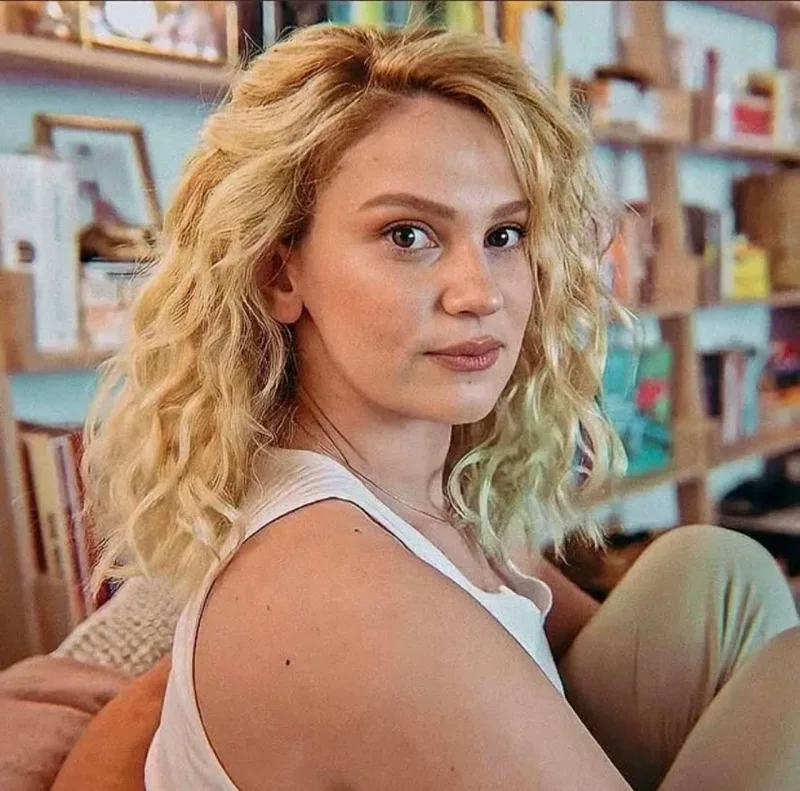 Farahın səhhətində problem yarandı