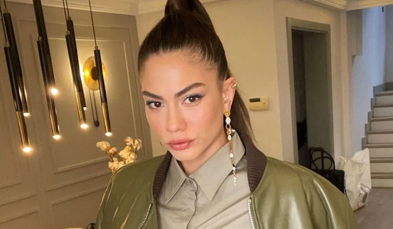 Demetin 14 minlik  “look”u...