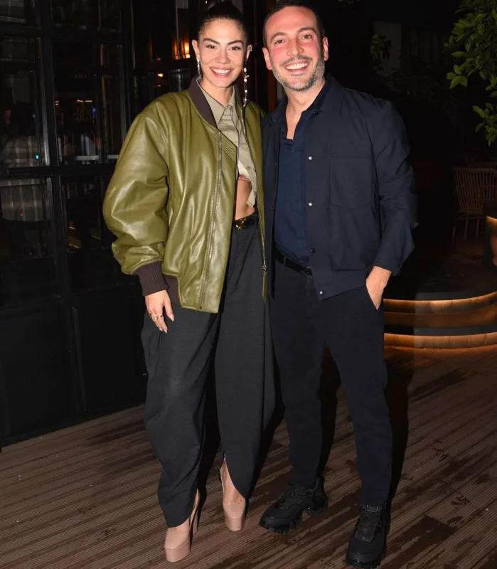 Demetin 14 minlik  “look”u...