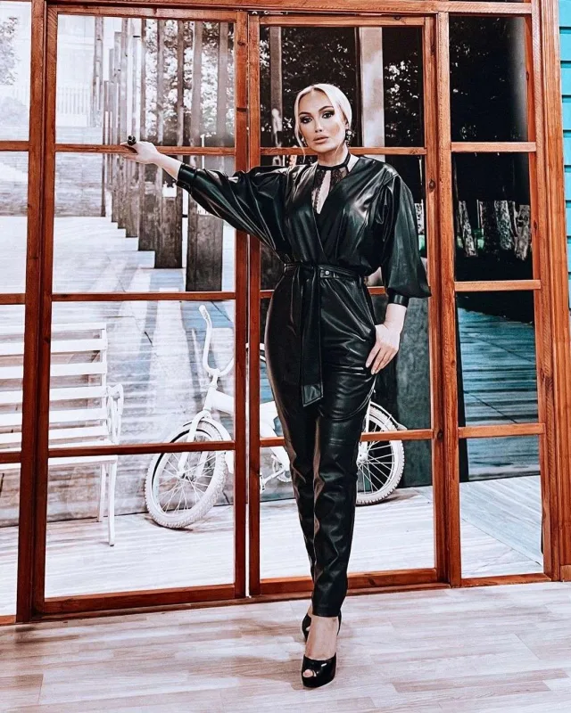 Nura radiolardan şikayətçidir