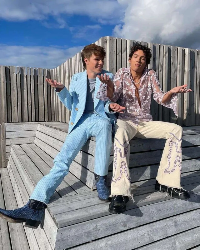 “Young Royals”ın ulduzları tərzi ilə gündəmdə