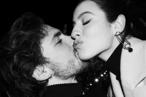 Tarık sevgilisindən ayrıldı