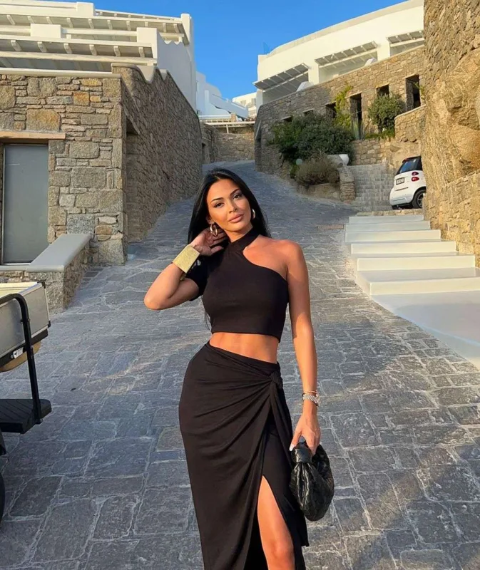 Mikonosdan “Razi” qayıtdı