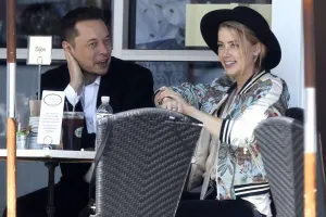 Tvitteri alan kimi keçmiş sevgilisinin hesabını sildi