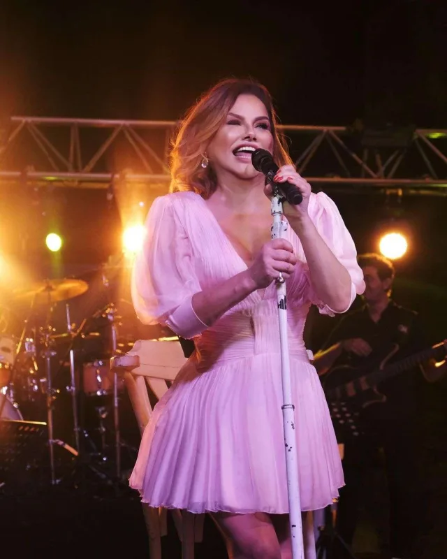 Fotoşop etdiyi belə üzə çıxdı